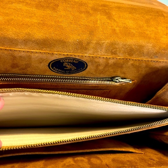 Corbeau Luxury Vintage Tan Ostrich Shoulder Leather Handbag. S-Medium - Picture 9 of 16